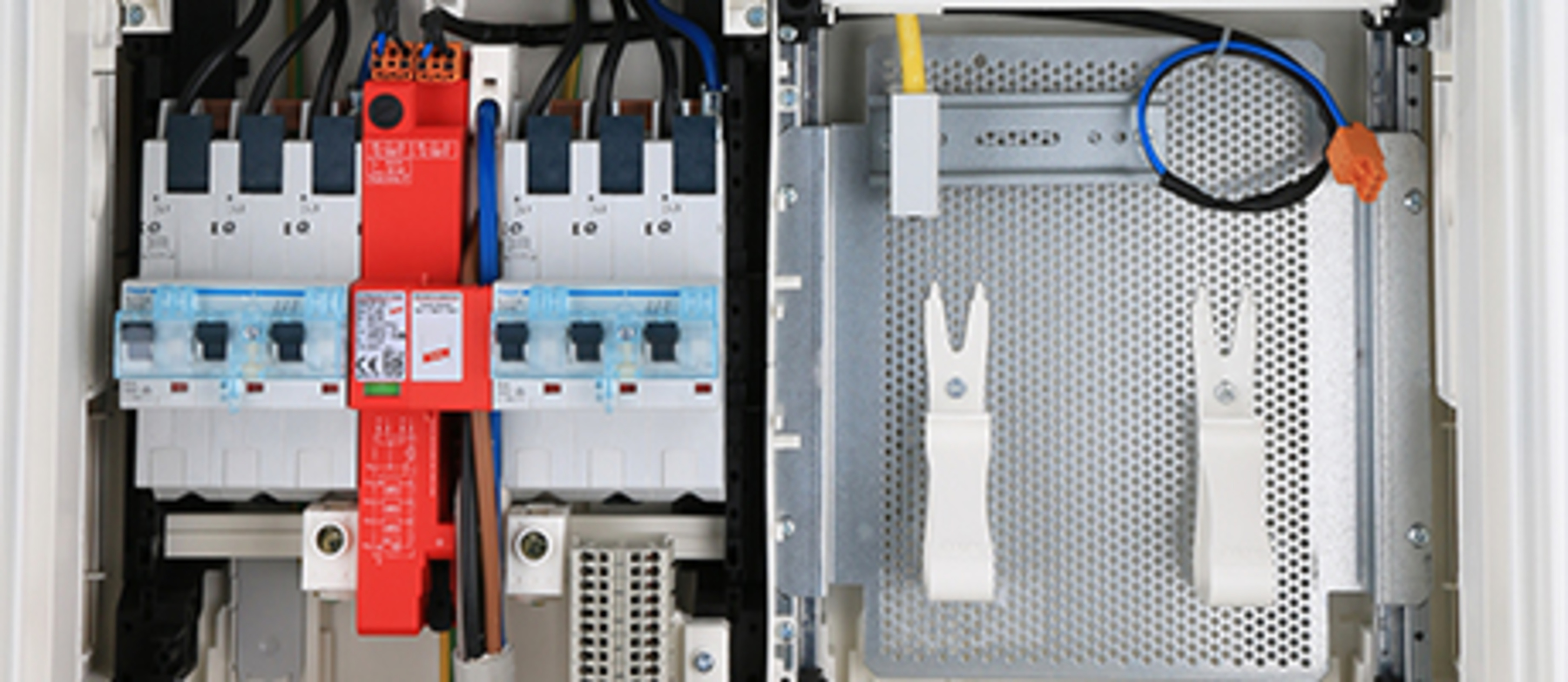 Hausanschluss, Zähler und Unterverteiler bei Elektro-Schuetz Ak GmbH in Raunheim