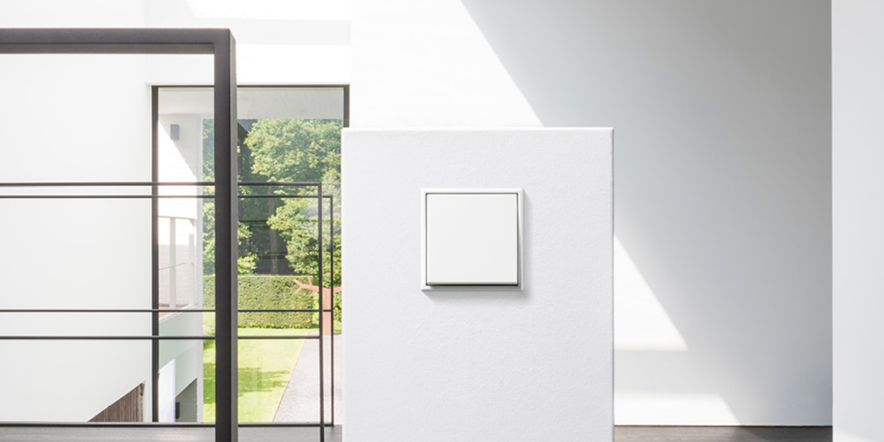 JUNG Schalterprogramme bei Elektro-Schuetz Ak GmbH in Raunheim